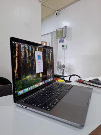 Macbook Pro Retina 13 Inch, Late 2020 Space Gray M1, 16 Gb Ram/512 SSD - Image 2